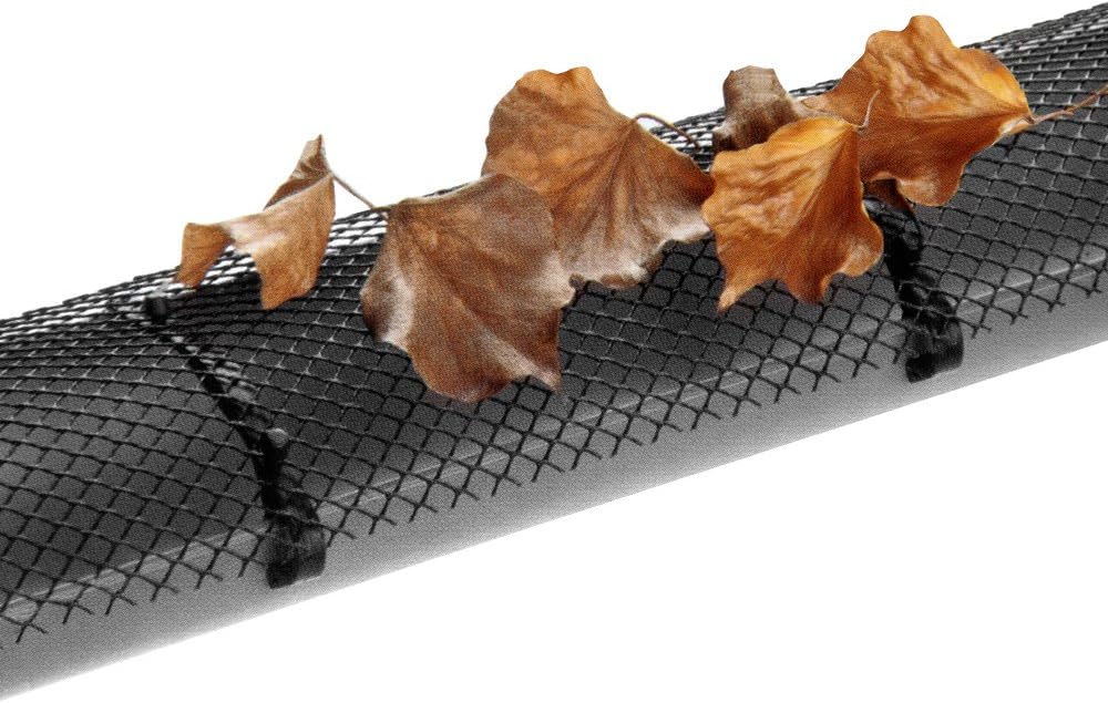 MONZANA® Dachrinnenschutz 24m inkl. 64 Befestigungsclips wetterfest Laubschutz Regenrinne Laubfang zuschneidbar schwarz — Ansicht 4