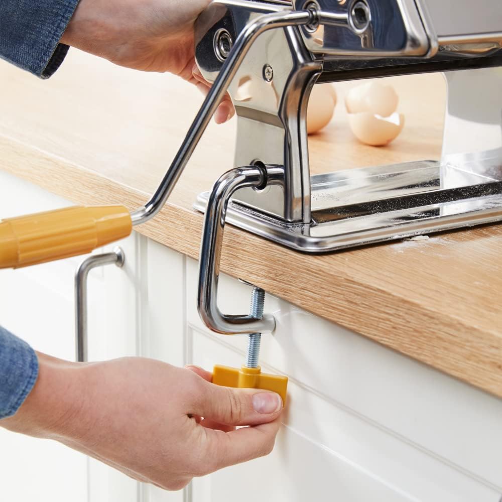 MONZANA® Manuelle Nudelmaschine Edelstahl 9 versch. Teigdicken 2 Teigwalzen Tischhalterung Kurbel Spaghetti Bandnudeln Lasagne Küche Pasta Silber — Ansicht 4